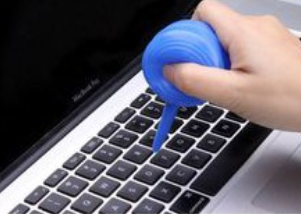 Dụng cụ vệ sinh laptop 4 món LCD Screen Cleaning Kit
