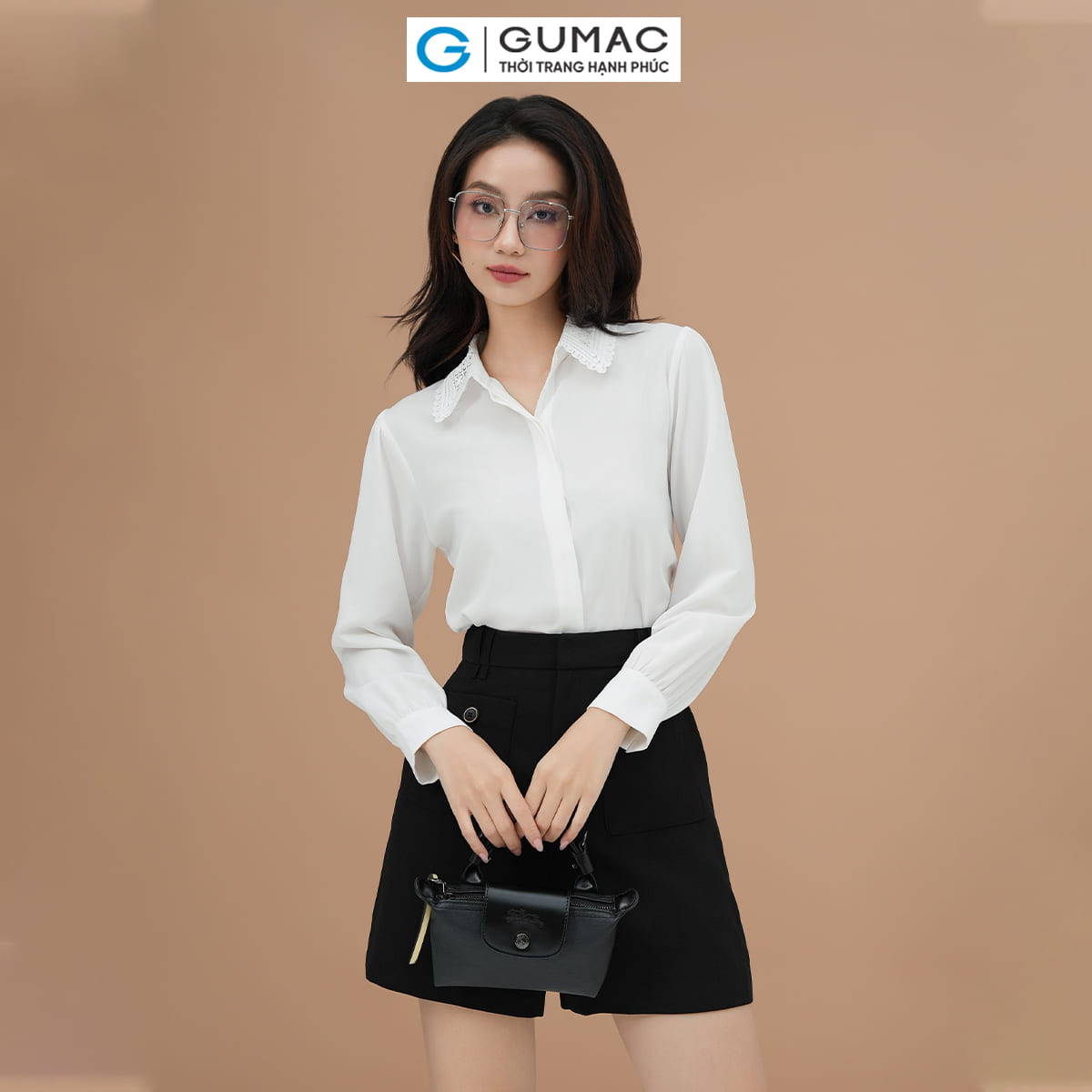 Quần short kiểu túi đắp GUMAC SHE05067