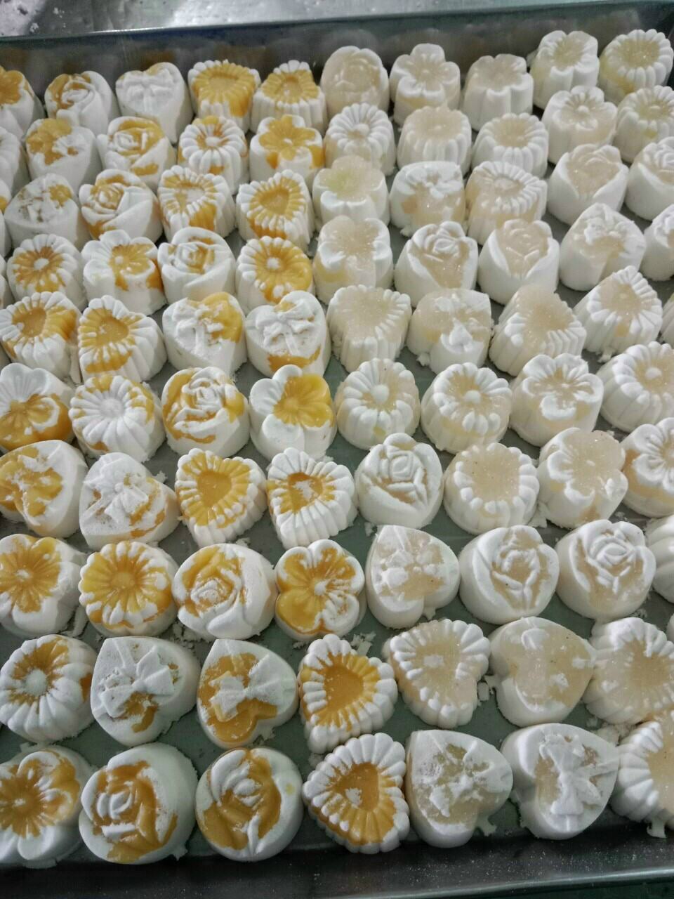 1kg BÁNH IN NHÂN DỪA NON (NGỌT VỪA) đặc biệt-