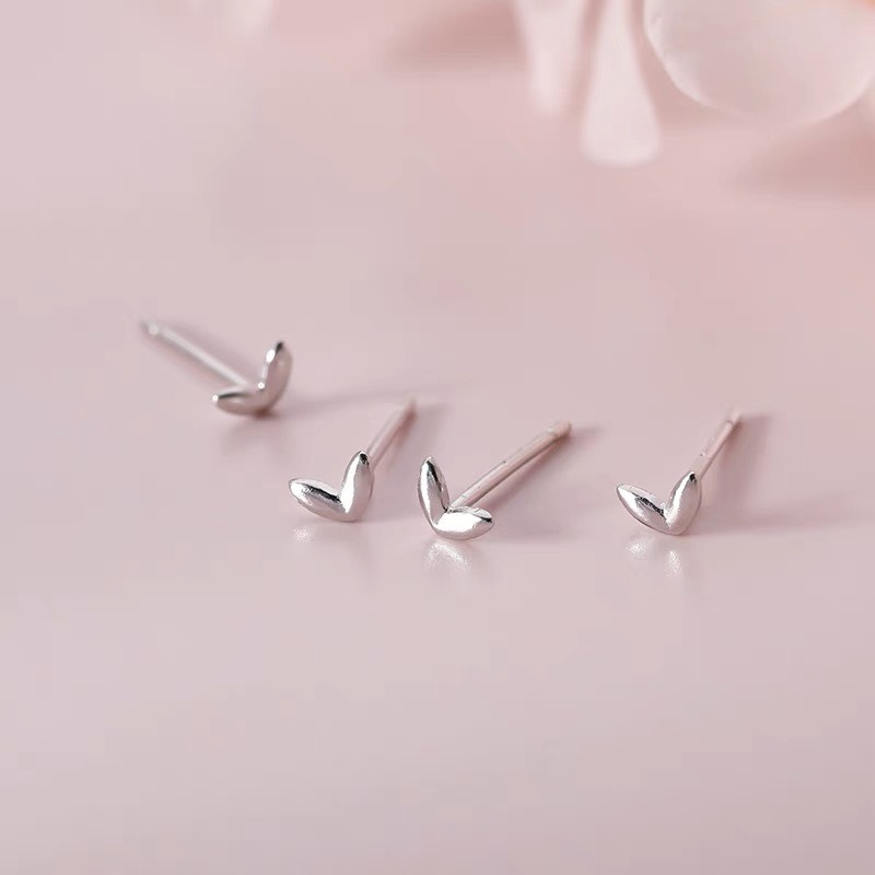 1 đôi - Bông tai lá bé xinh mạ bạc ( chốt nhựa )