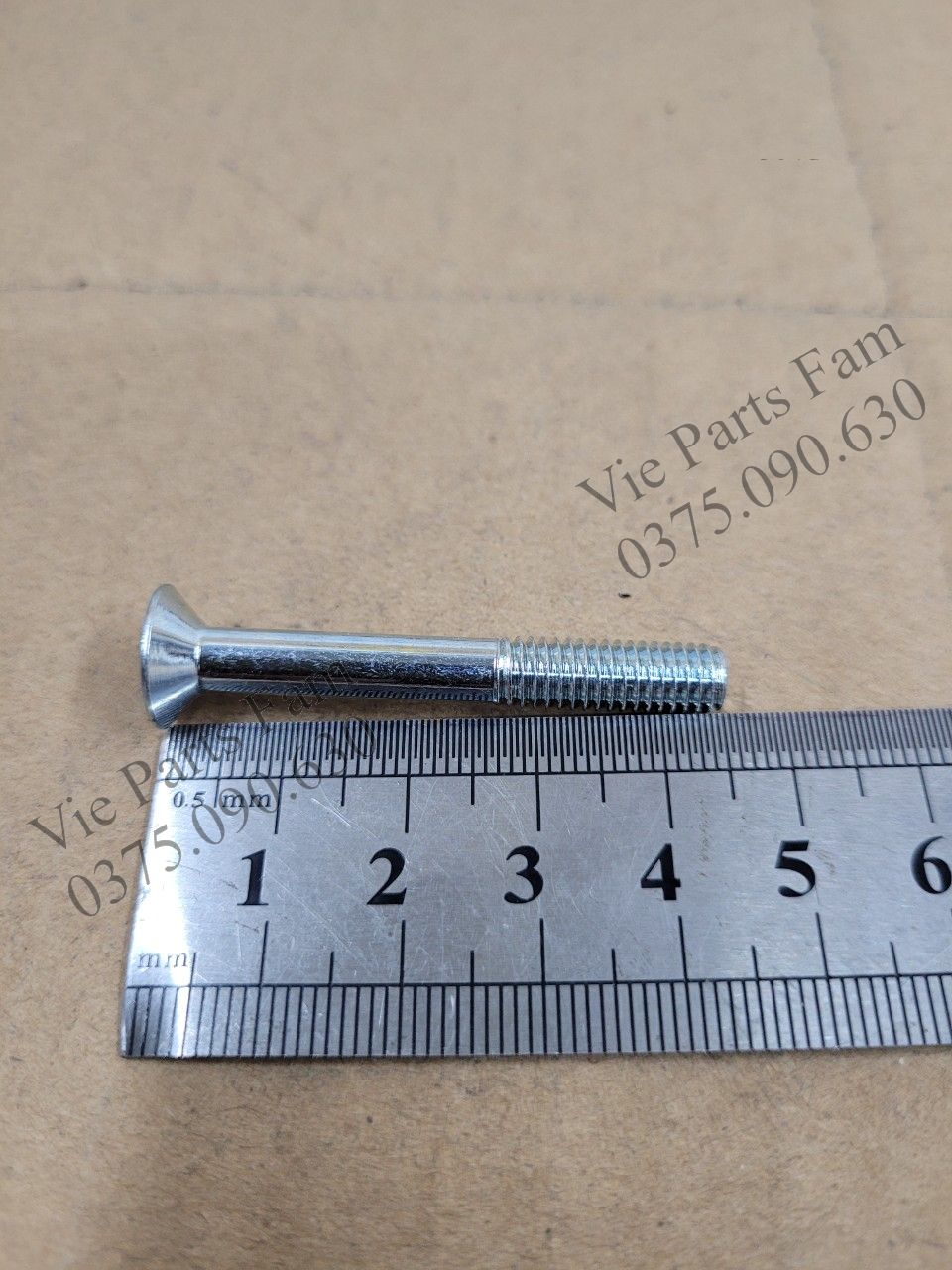 Vít gù tay lái 6 li dài 4,5 cm (giá 1 cái), hàng din Honda mới 100%