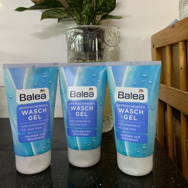 Sữa Rửa Mặt Balea Erfrischendes Waschgel 150 ml