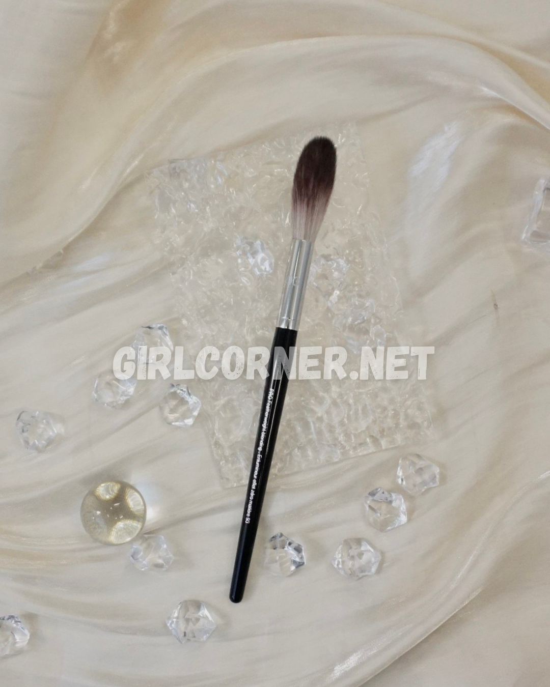 Cọ bắt sáng Sephora 93