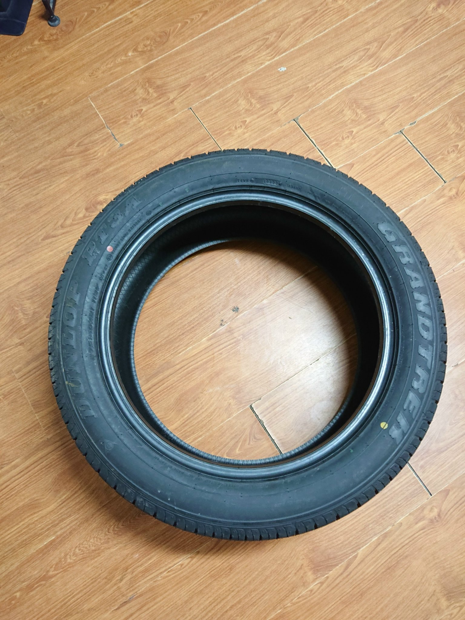 Lốp 185/60R15 SP2030 Dunlop
