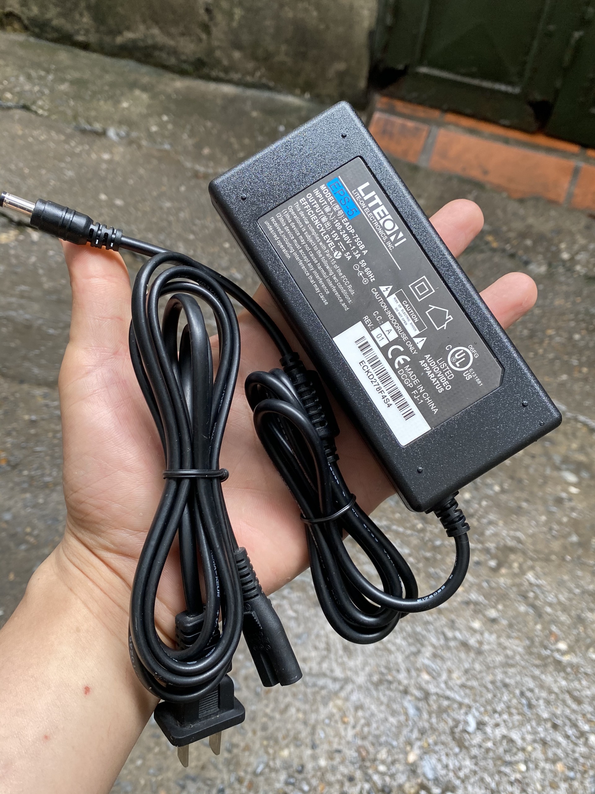 Dây sạc loa kéo DC 15V-5A cao cấp