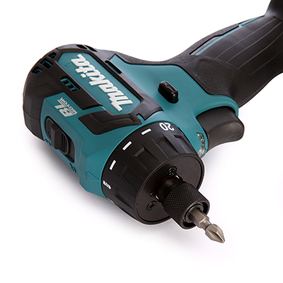 [Trả góp 0%]Máy Khoan Và Vặn Vít Dùng Pin(12V Max) Makita DF031DSYE