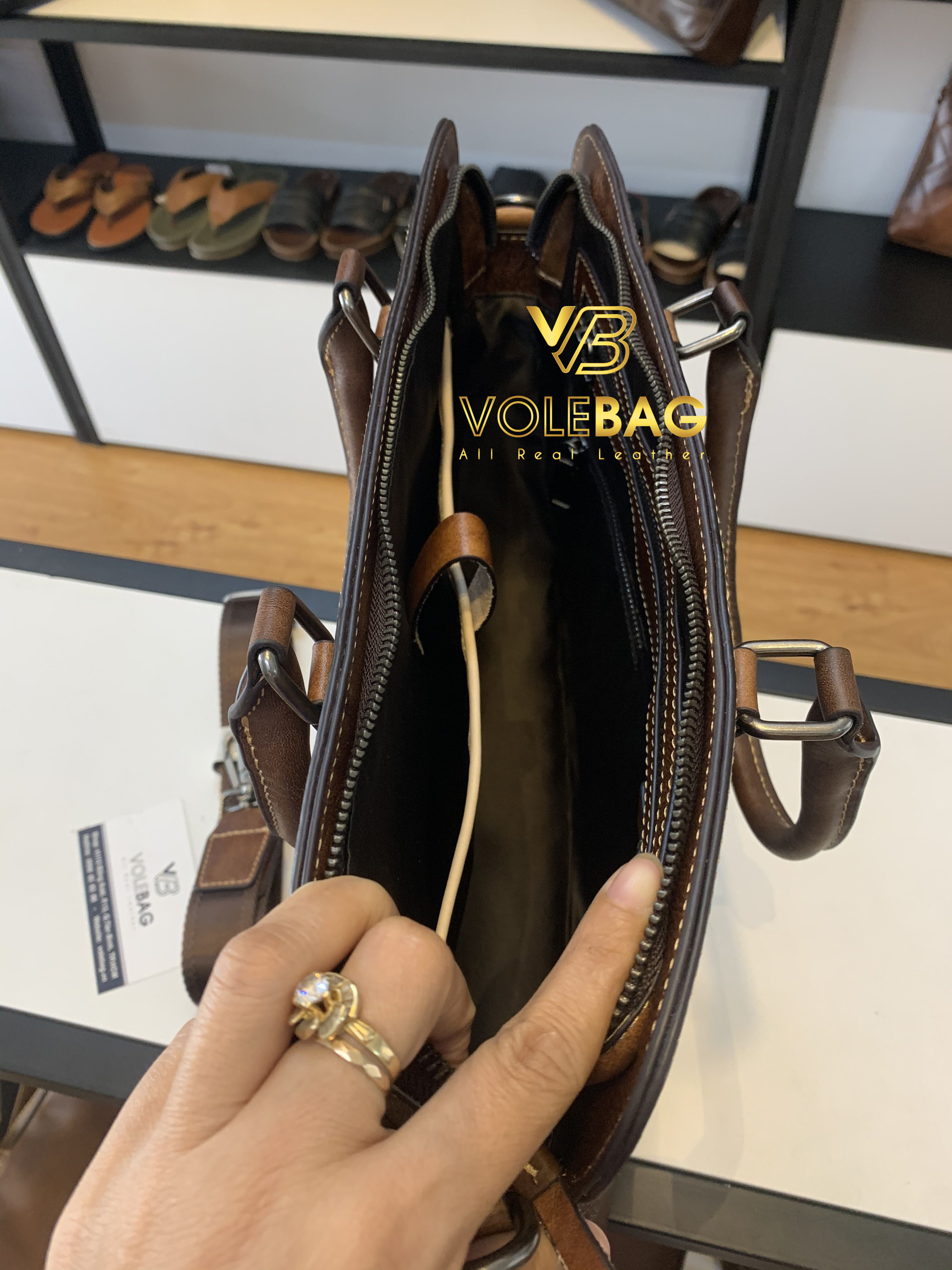 CẶP SÁCH DA BÒ VOLEBAG - C10T