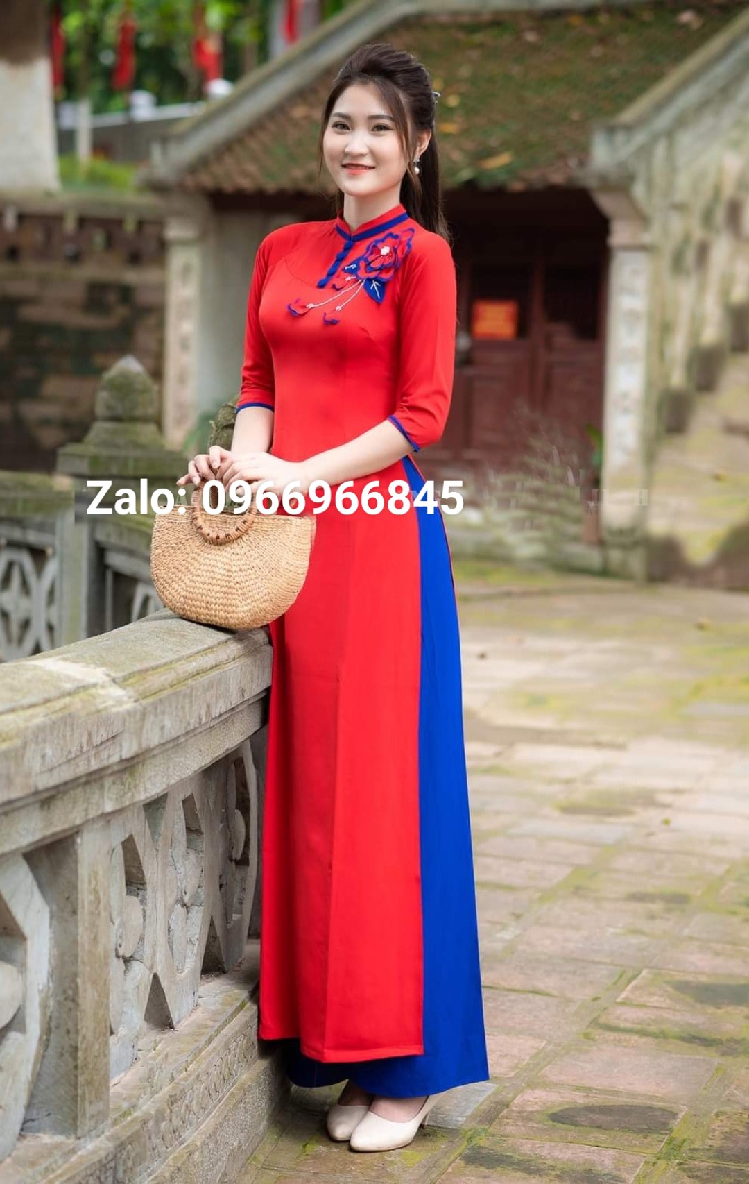 Áo dài lụa mỹ đính hoa trẻ trung - Áo Dài Đan Linh