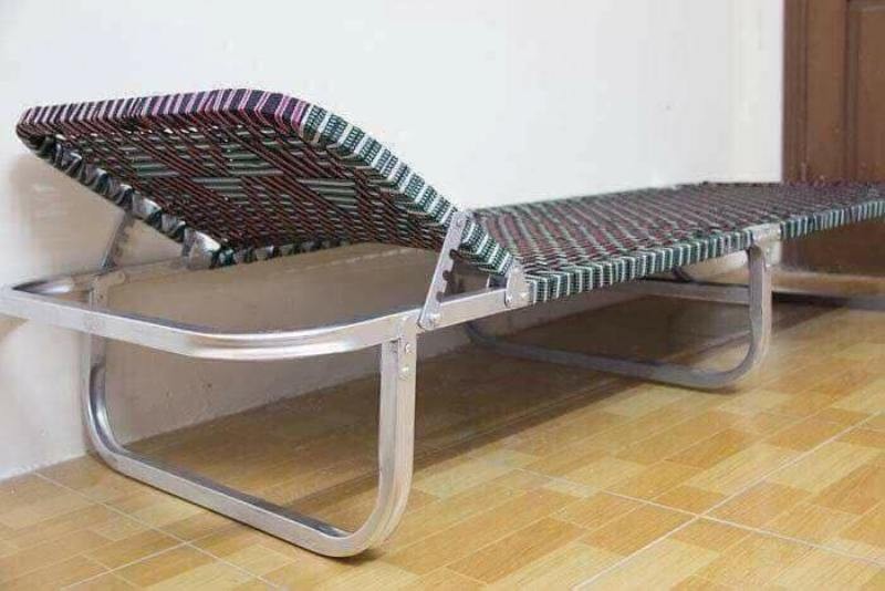 Giường gấp văn phòng