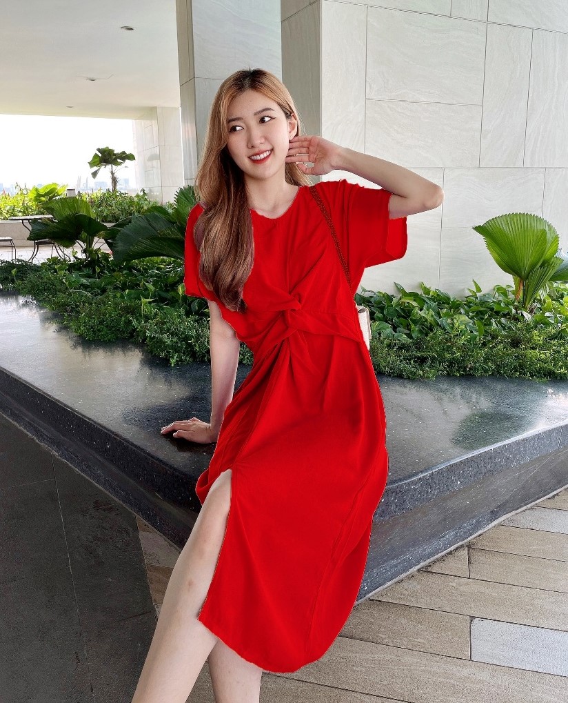Đầm dáng suông, ngắn tay, cách điệu xoắn eo, xẻ tà, màu tím nhạt - lovadova 21d01c006