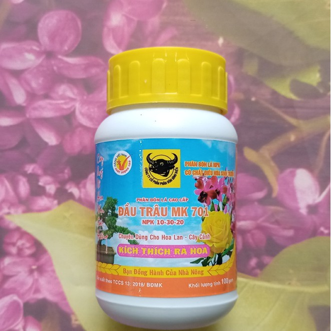 Phân bón đầu trâu 701 (npk 10-30-20) - kích ra hoa - chuyên dùng cho hoa lan, hoa hồng, mai, hoa kiểng 100g