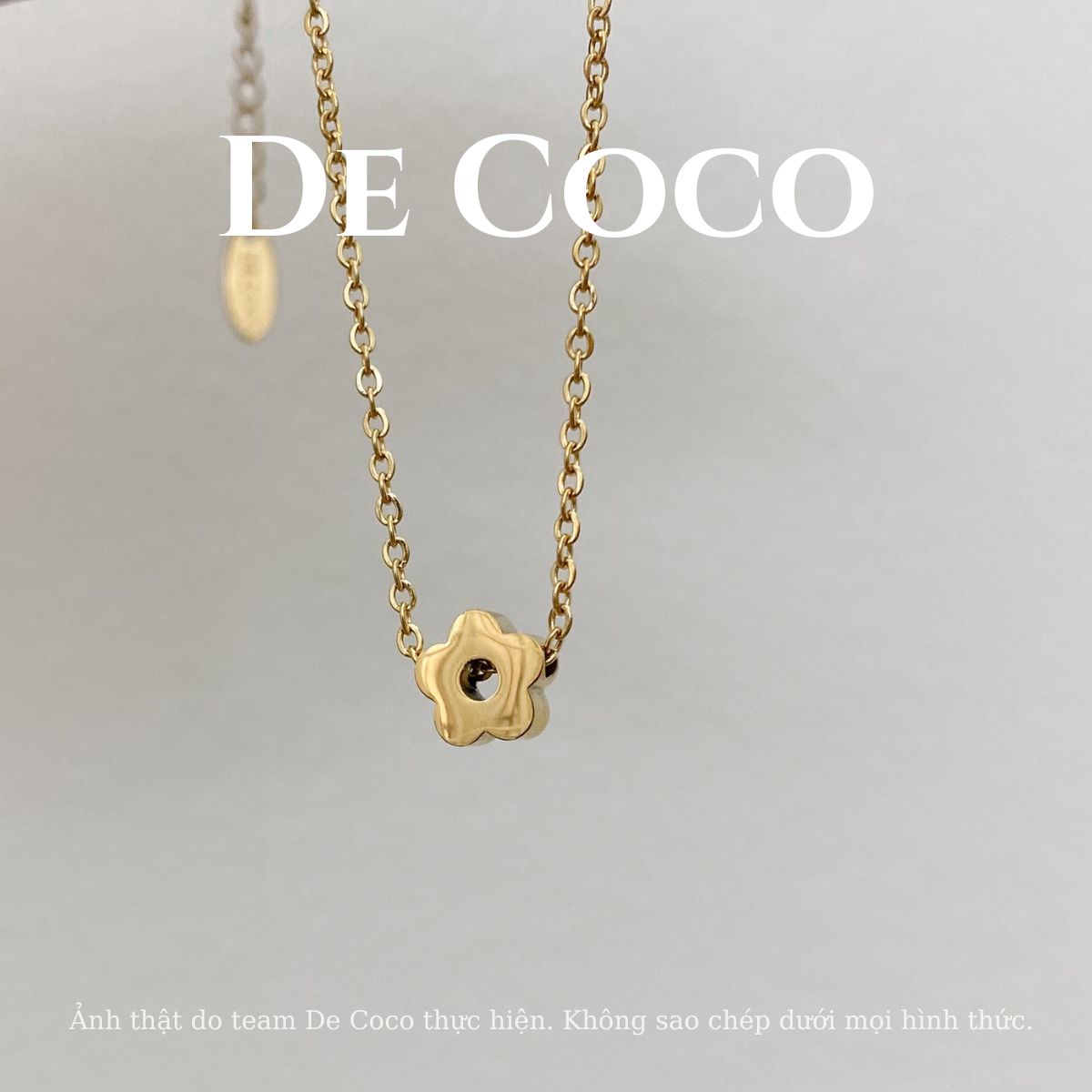 Vòng cổ mặt hình hoa Elise De Coco