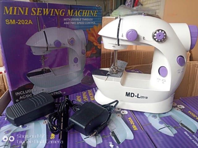Máy may mini gia đình Machine 202 CMD mẫu 2019 ( Bảo hành 12 tháng )