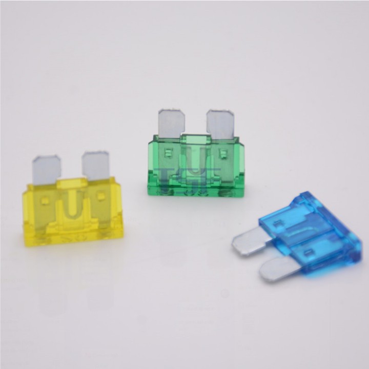 Cầu chì ,cầu chì ô tô ,cầu chì xe máy ,cầu chì 12v ,cầu chì 2 chân ,cỡ trung 100pc