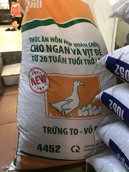 cám vịt và ngan đẻ siêu trứng cargill