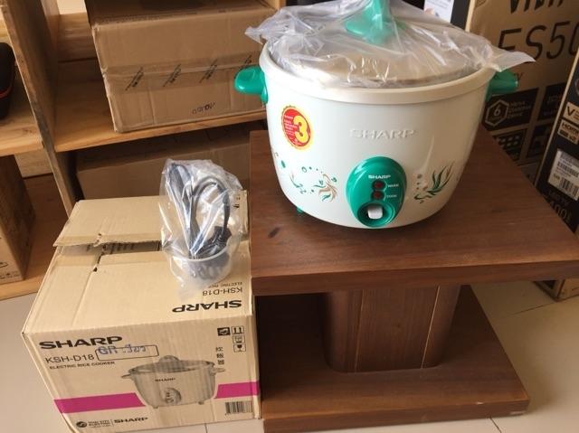NỒI CƠM ĐIỆN SHARP 1L1 NẮP RỜI