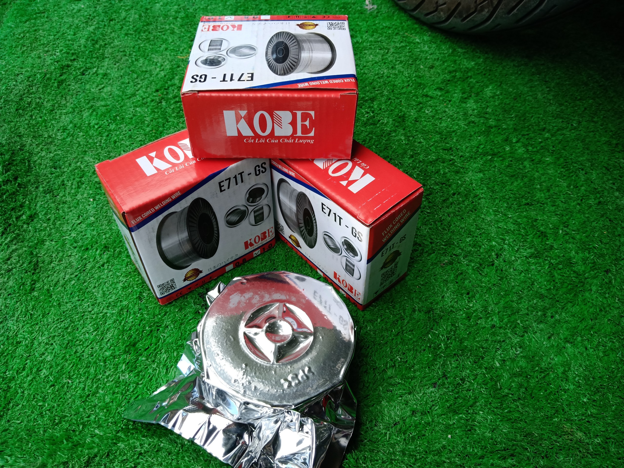 [HCM]CUỘN DÂY HÀN 1KG CHO MÁY HÀN MIG KHÔNG DÙNG KHÍ 0.8mm