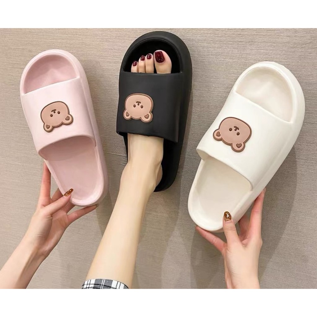 Dép bánh mì hình Gấu xinh