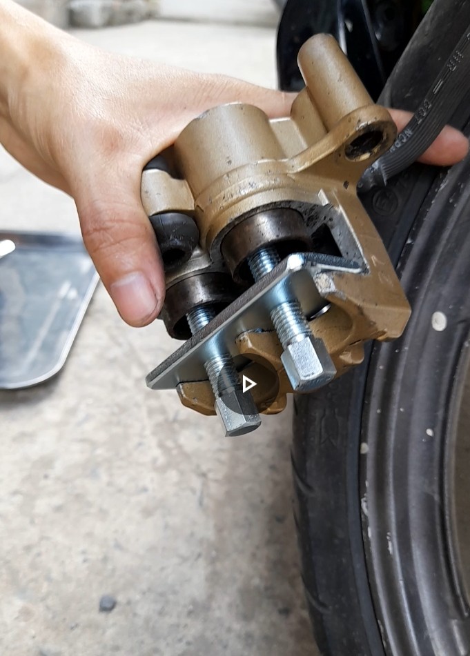 ÉP PISTON ĐĨA 1-2 PISTON PHIÊN BẢN MỚI