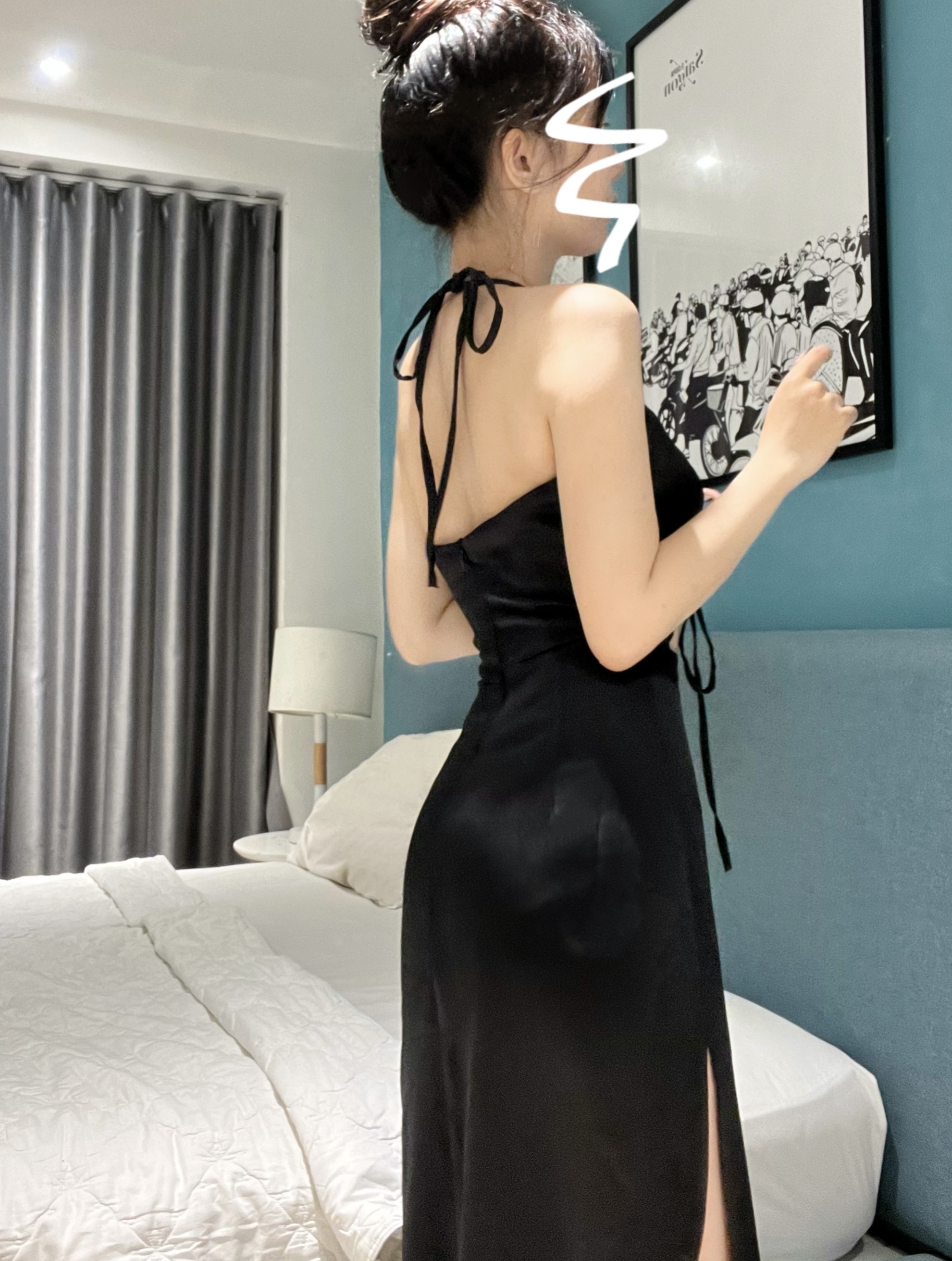 Đầm lụa cổ yếm dài thiết kế dự tiệc sang chảnh