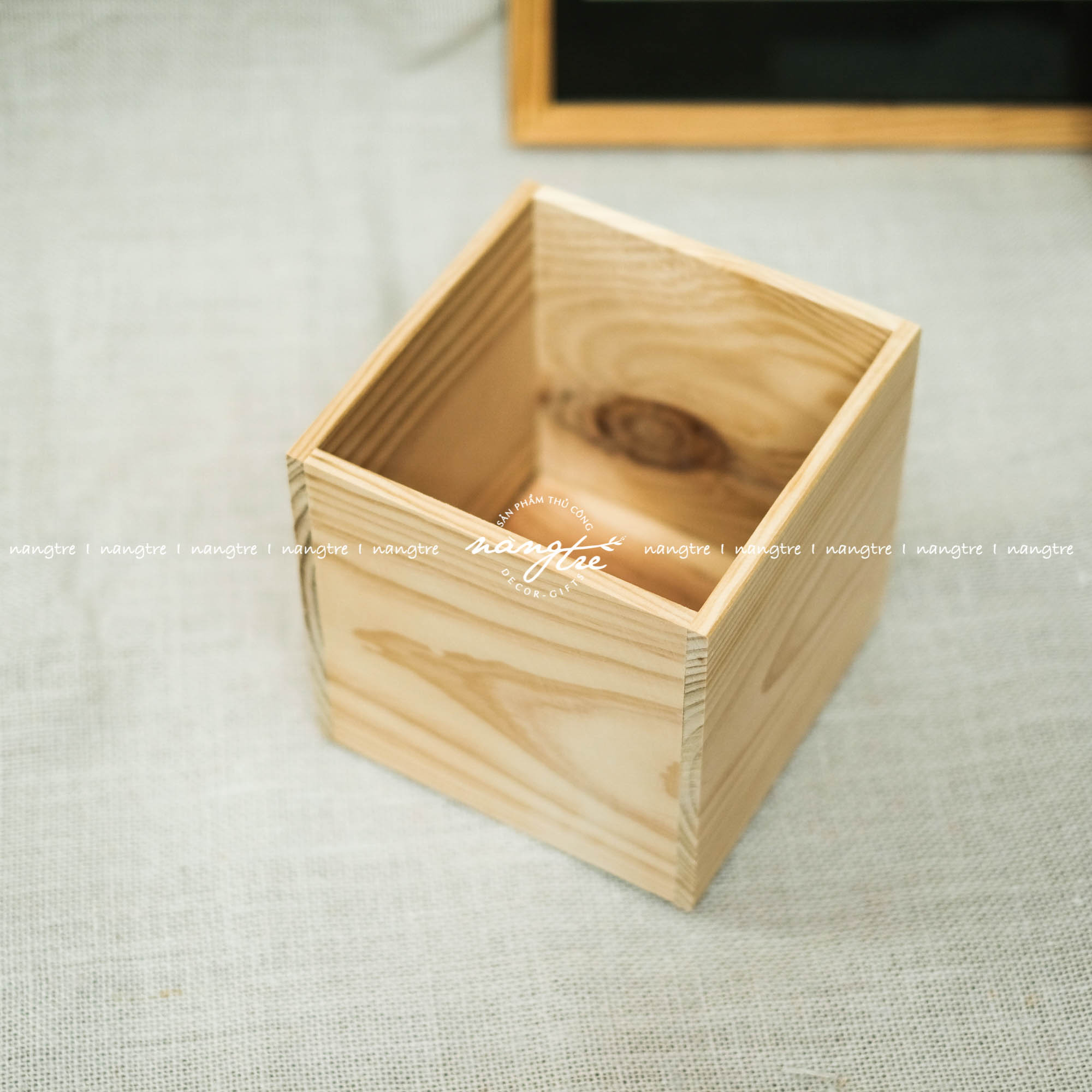 Chậu gỗ vuông - Hộp gỗ vuông