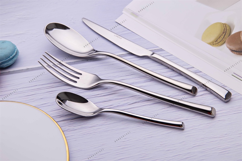 Bộ 4 món dao muỗng nĩa inox lorena - inox 18/10