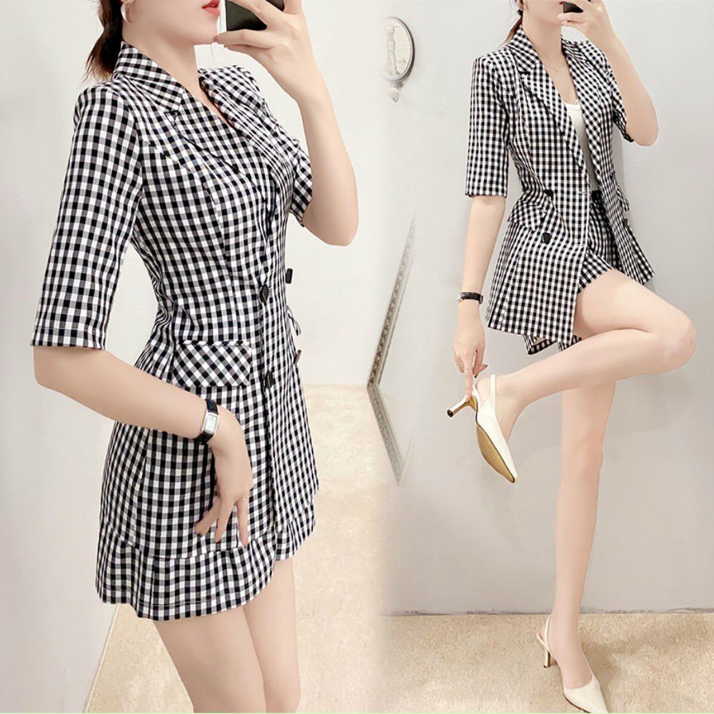 Sét Vest Carô Quần Short  (kèm áo thun bên trong)