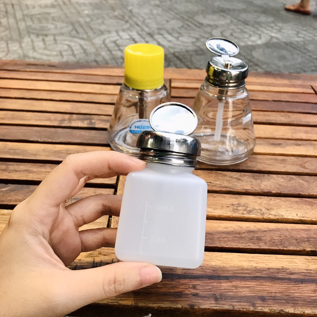 Bình đựng xăng thơm, chất lỏng có bơm dành cho thợ kỹ thuật