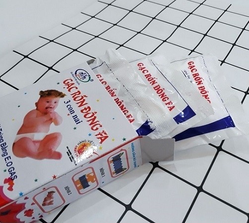 [HỘP 3 MIẾNG] Băng Rốn Sơ Sinh Đông Pha - Gạc Băng Rốn Đông Fa