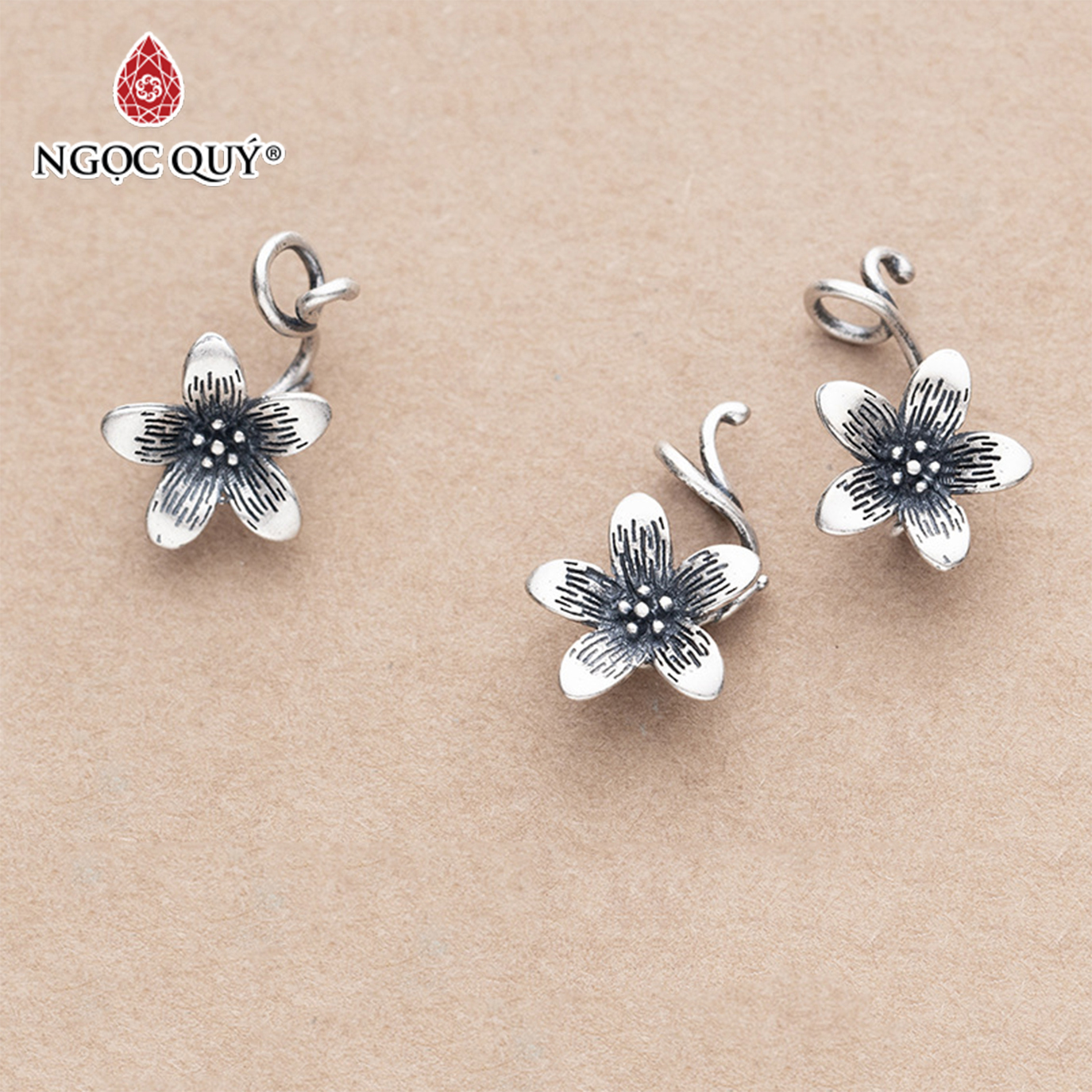 [HCM]CHarm bạc hoa 5 cánh treo - Ngọc Qúy Gemstones