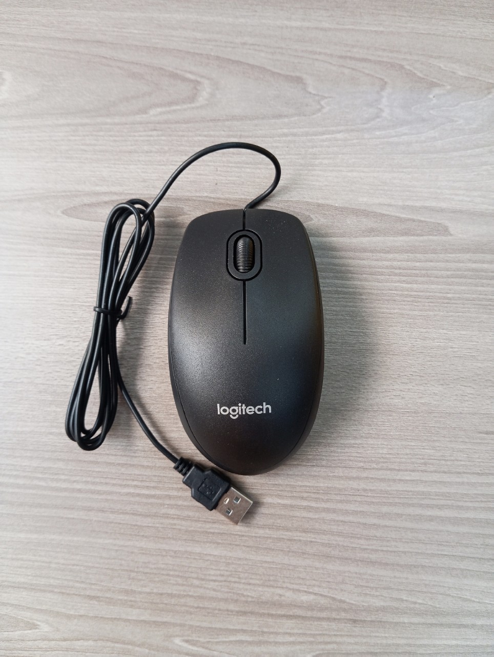 Chuột Máy Tính Có Dây Logitech - B100 (Màu Đen)