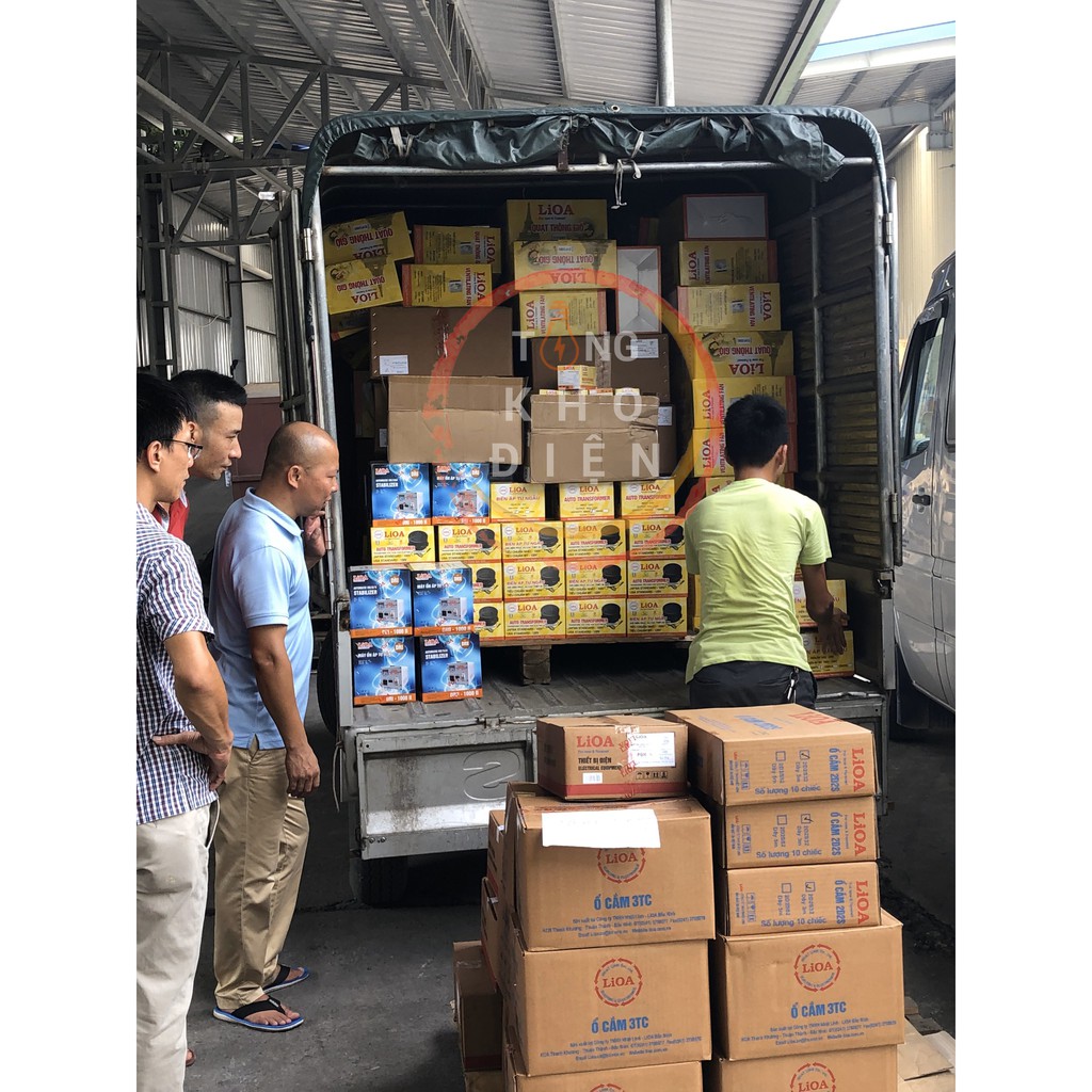 Mặt 3 ổ cắm LiOA (âm tường + lắp nổi)