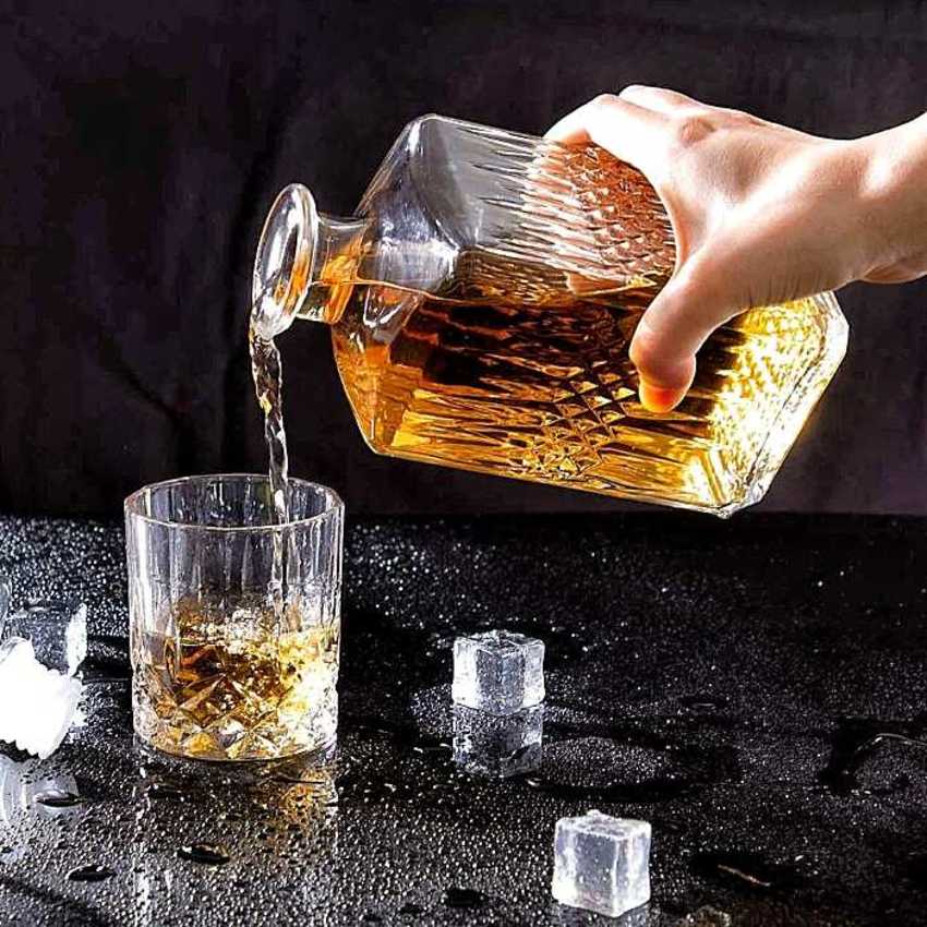 Chai Thủy Tinh Đựng Rượu 1 Lít vuông gân kim cương bụng – Vỏ Chai Rượu Ngoại - Bình Đựng Ruou trang trí nhà cửa (A6)