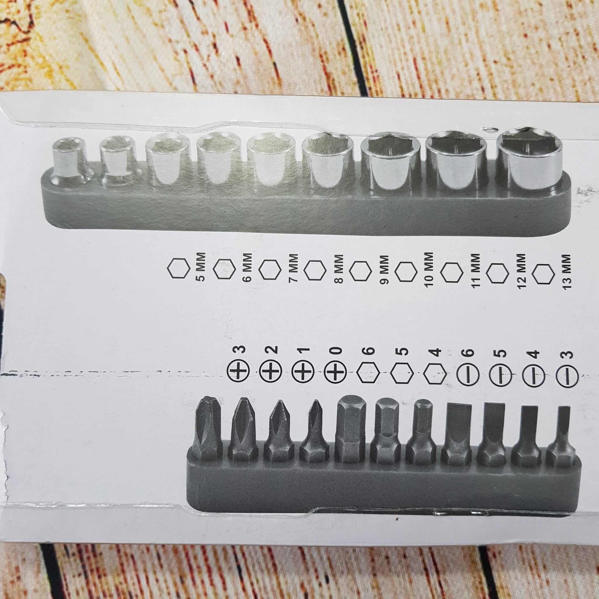 Bộ vặn ốc vít đa năng 22 chi tiết TOP