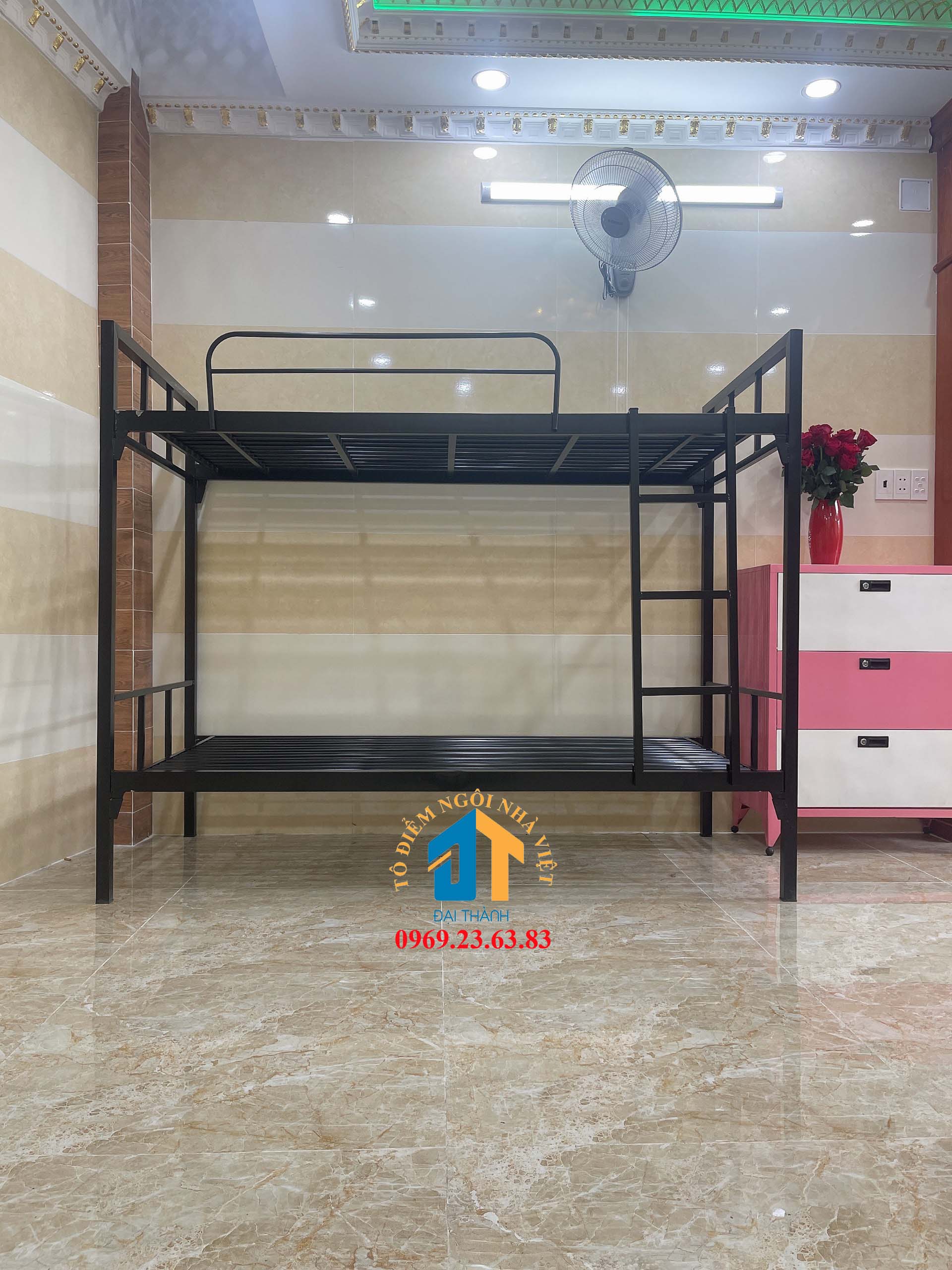 Giường sắt homestay Đại Thành 01
