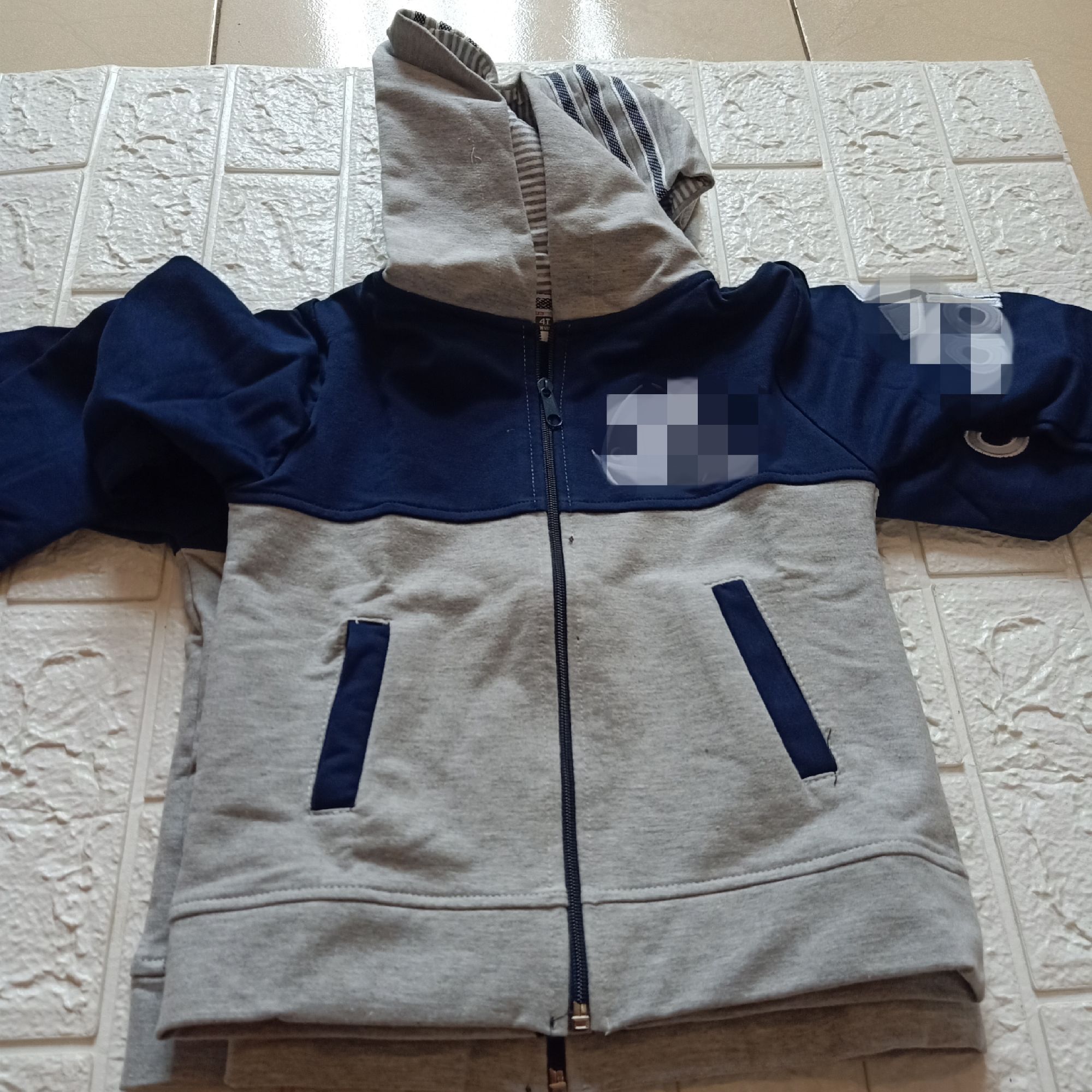 Áo khoác nỉ da cá bé trai