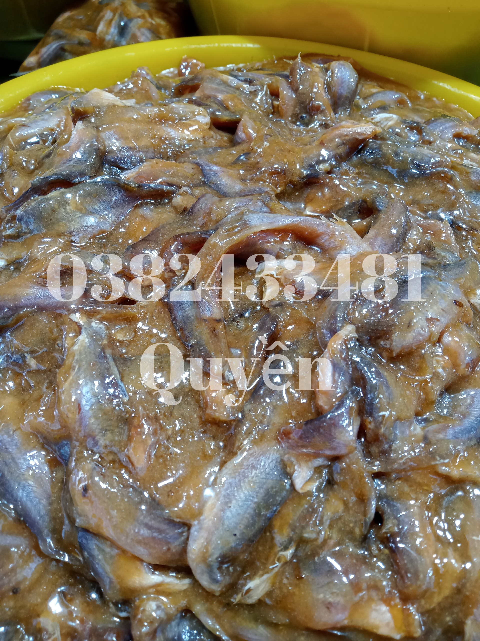 1kg mắm cá chốt châu đốc thương hiệu bà giáo mãn cô huệ 2222, con nhỏ dai giòn