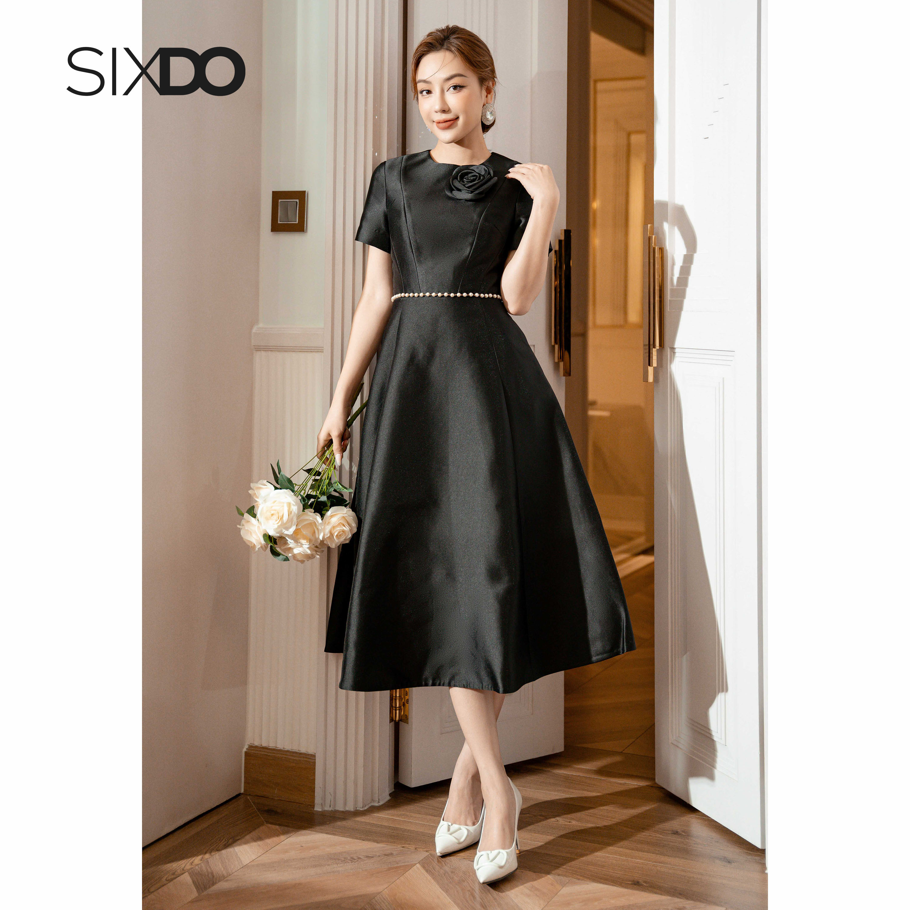 Đầm đen taffeta cổ tròn dáng xòe sang trọng SIXDO