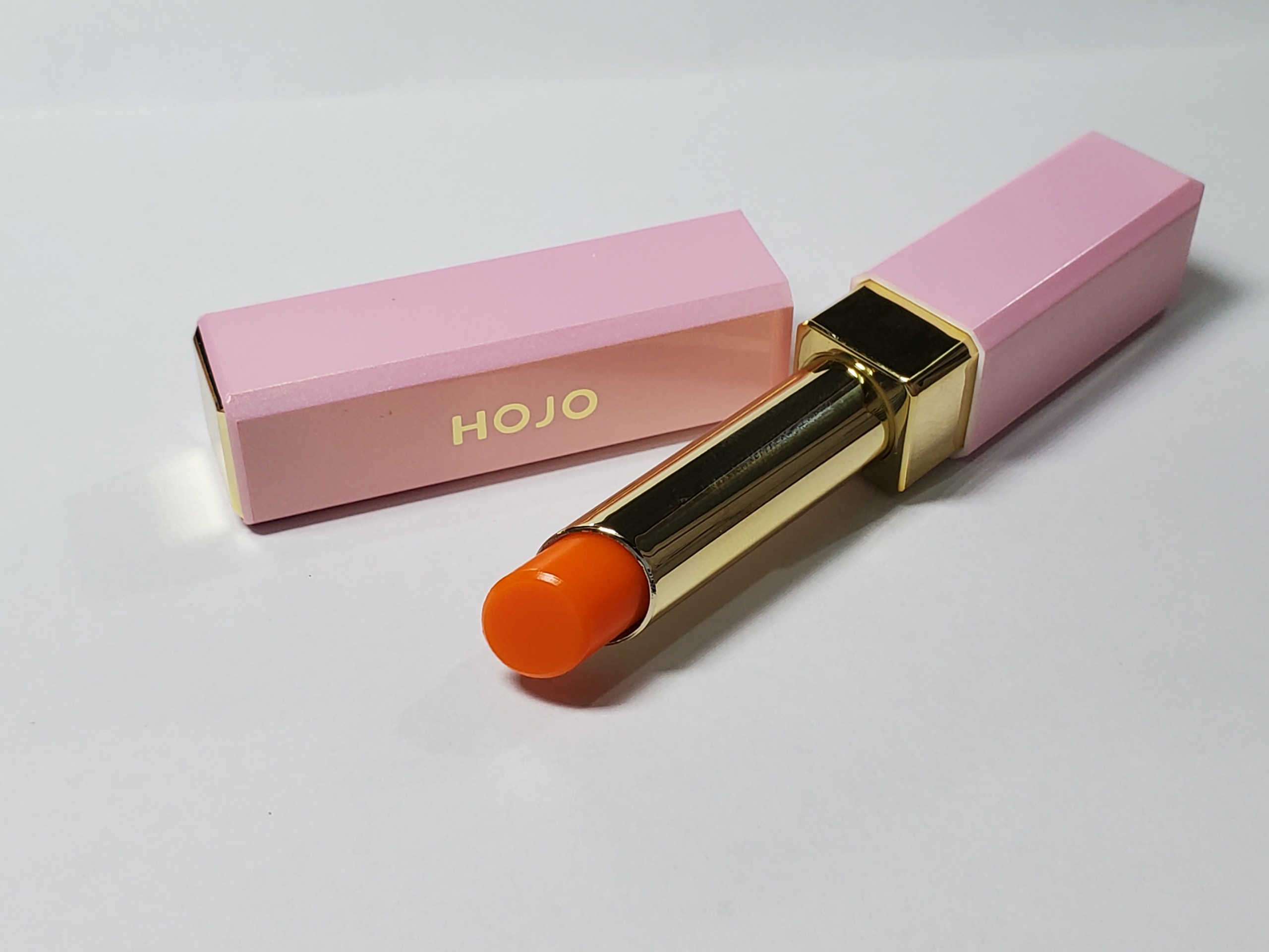 Hojo Son gió dưỡng môi có màu