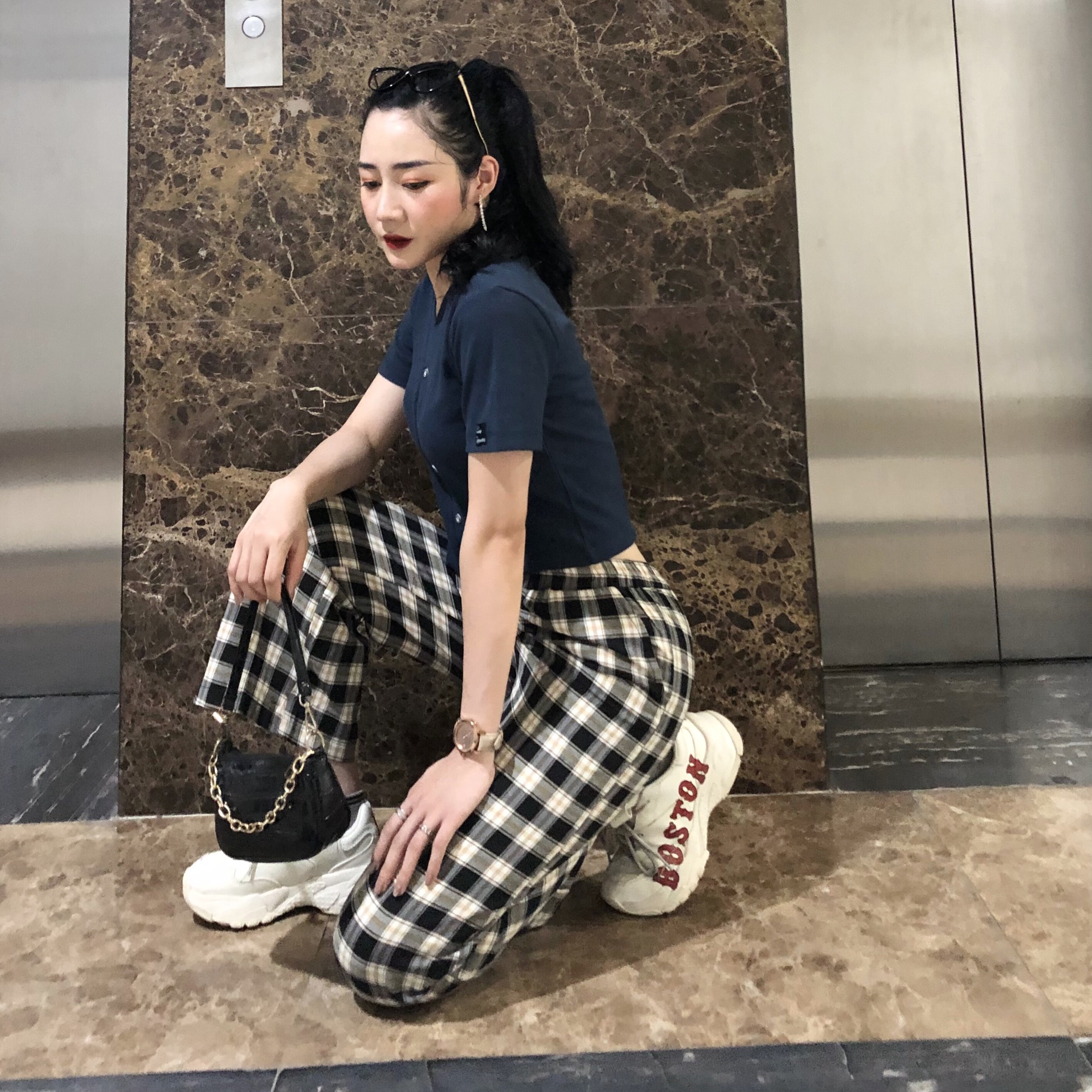 Quần caro ống rộng cạp chun Madela