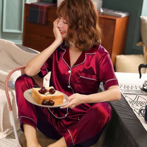 Bộ lụa mặc nhà nữ trơn cộc tay quần dài chất lụa siêu mềm b690