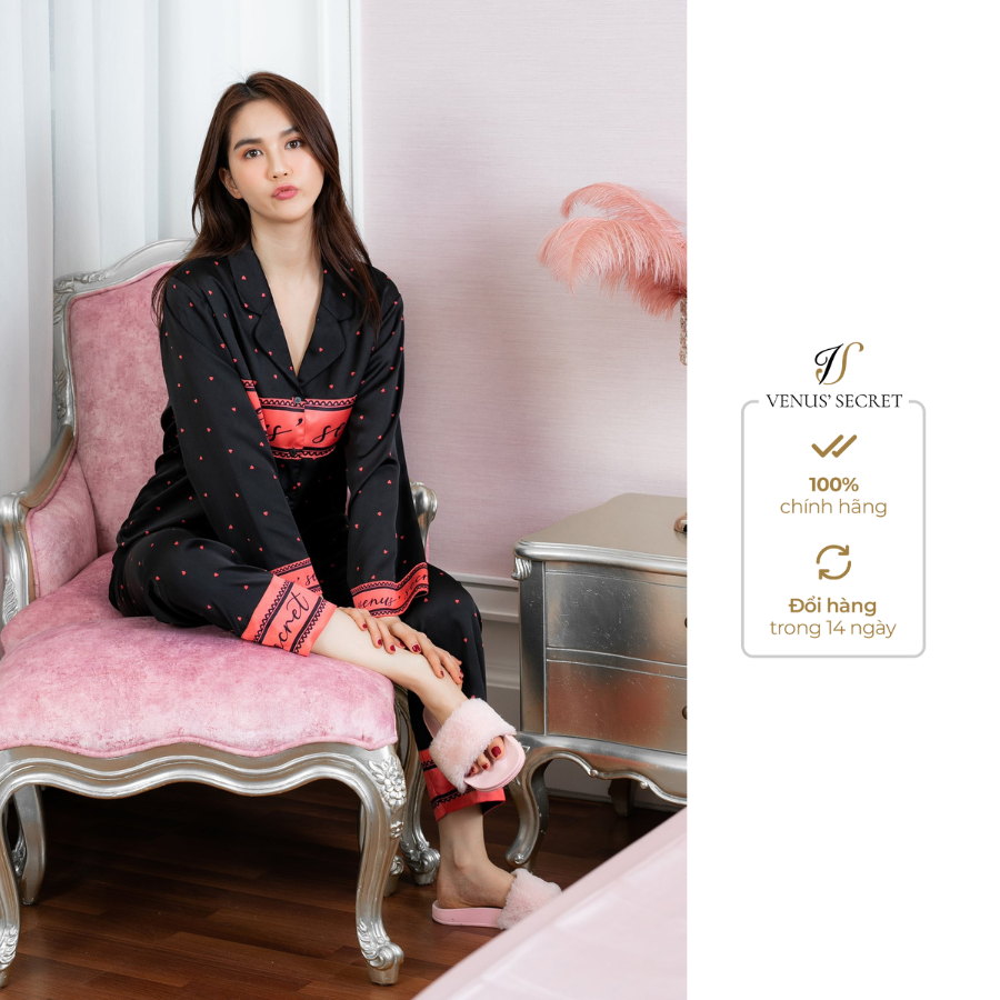 Bộ đồ ngủ lụa pyjama cao cấp phối chữ VENUS SECRET
