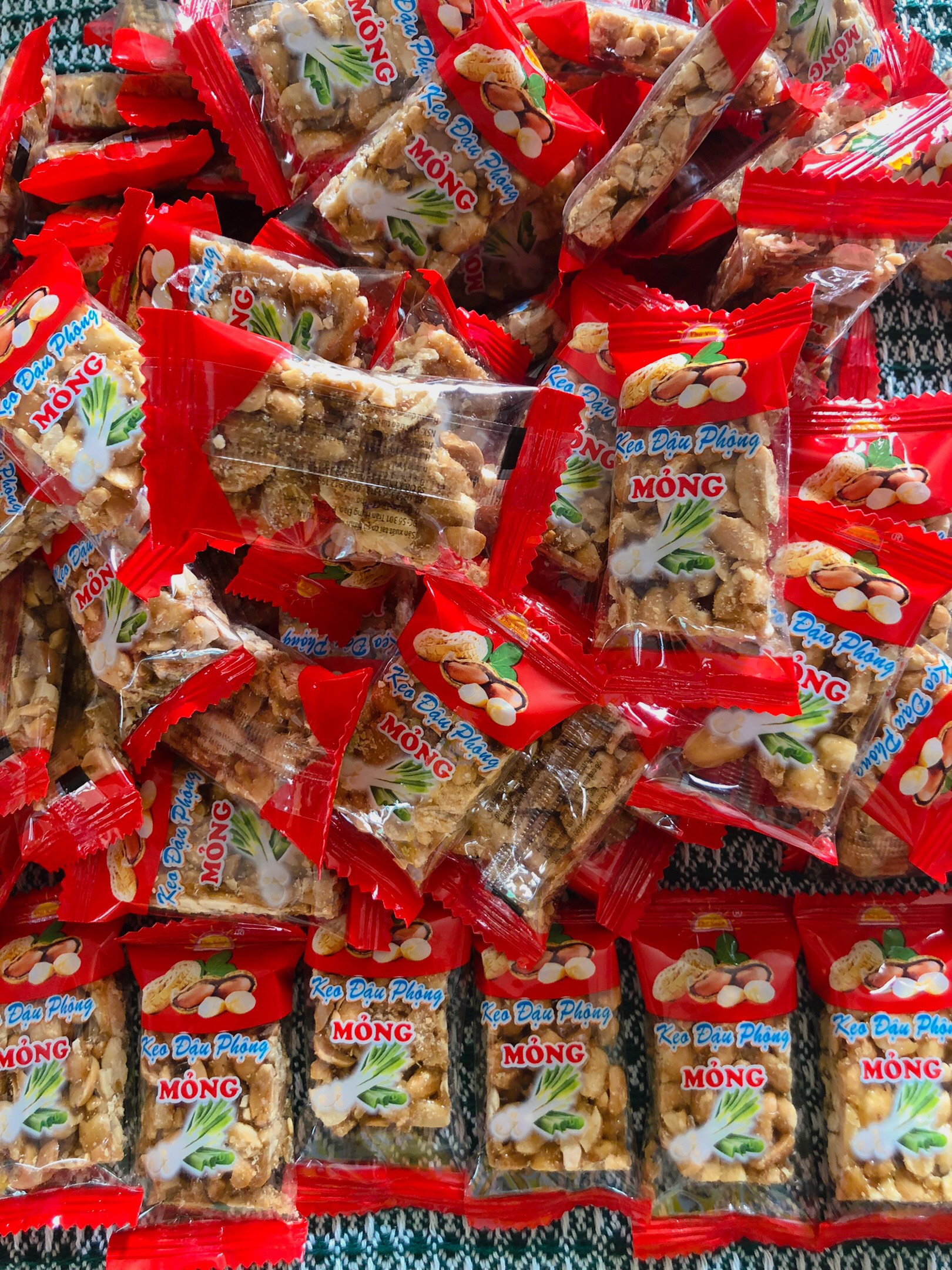 Kẹo đậu phộng loại đặc biệt thơm ngon 500g - Bánh kẹo tết Phú Xuân - Tết