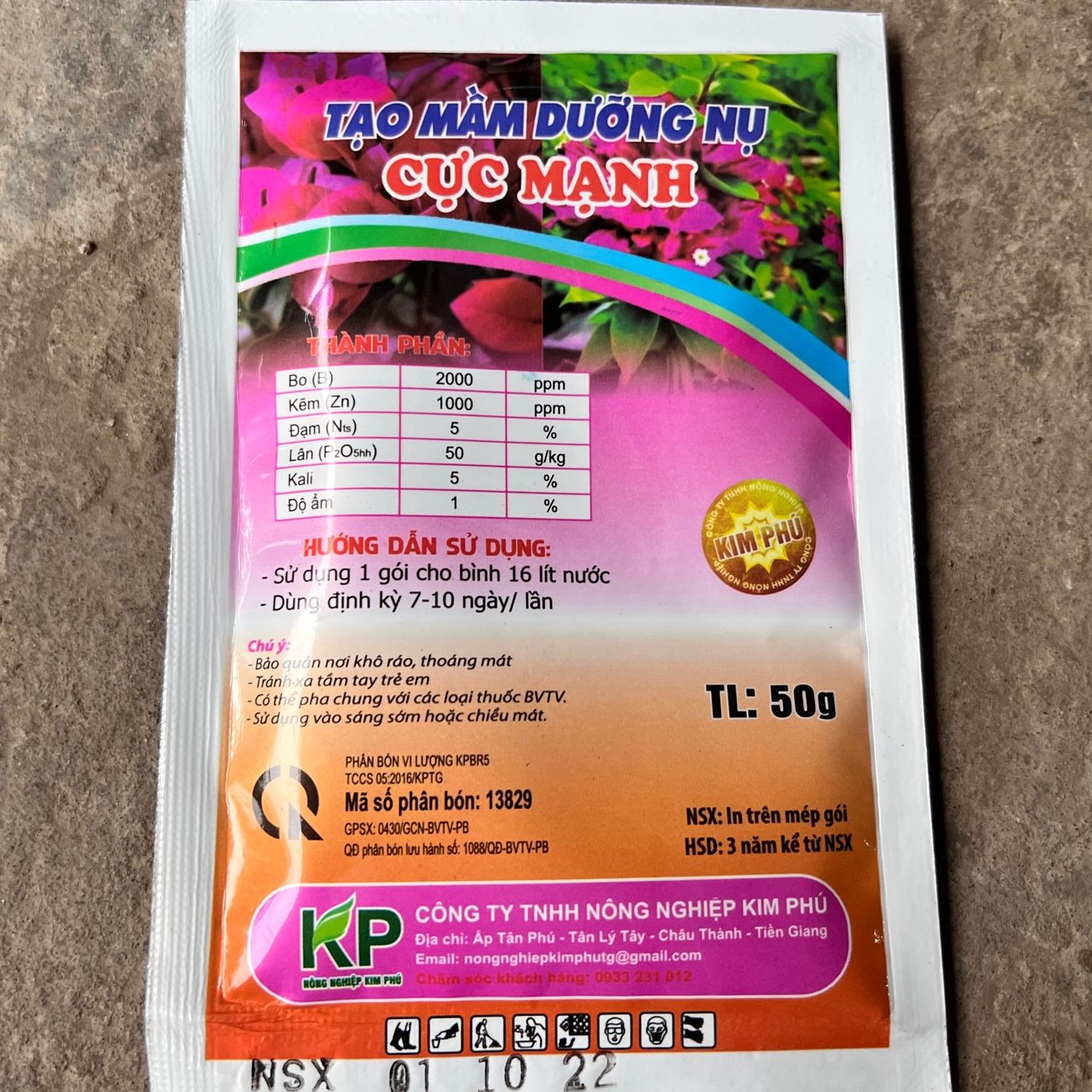 Phân bón kích ra hoa tạo mầm dưỡng nụ mập nụ (50gr)