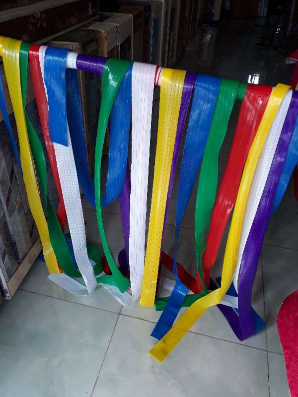 RÈM LÁ NHỰA 7 SẮC CẦU VỒNG