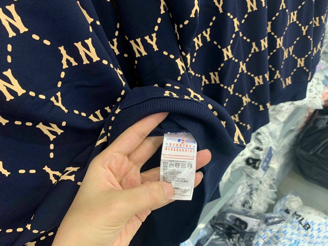 Áo thun nỉ sweater monogram NY MLB tay dài thun da cá