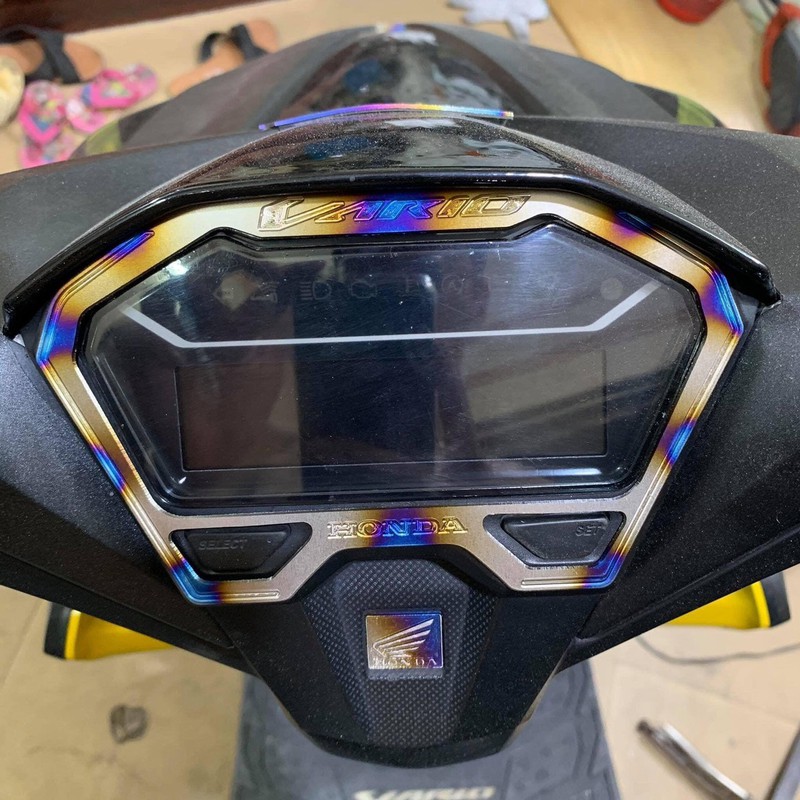 Ốp đồng hồ Vario titan - Vindecal BD