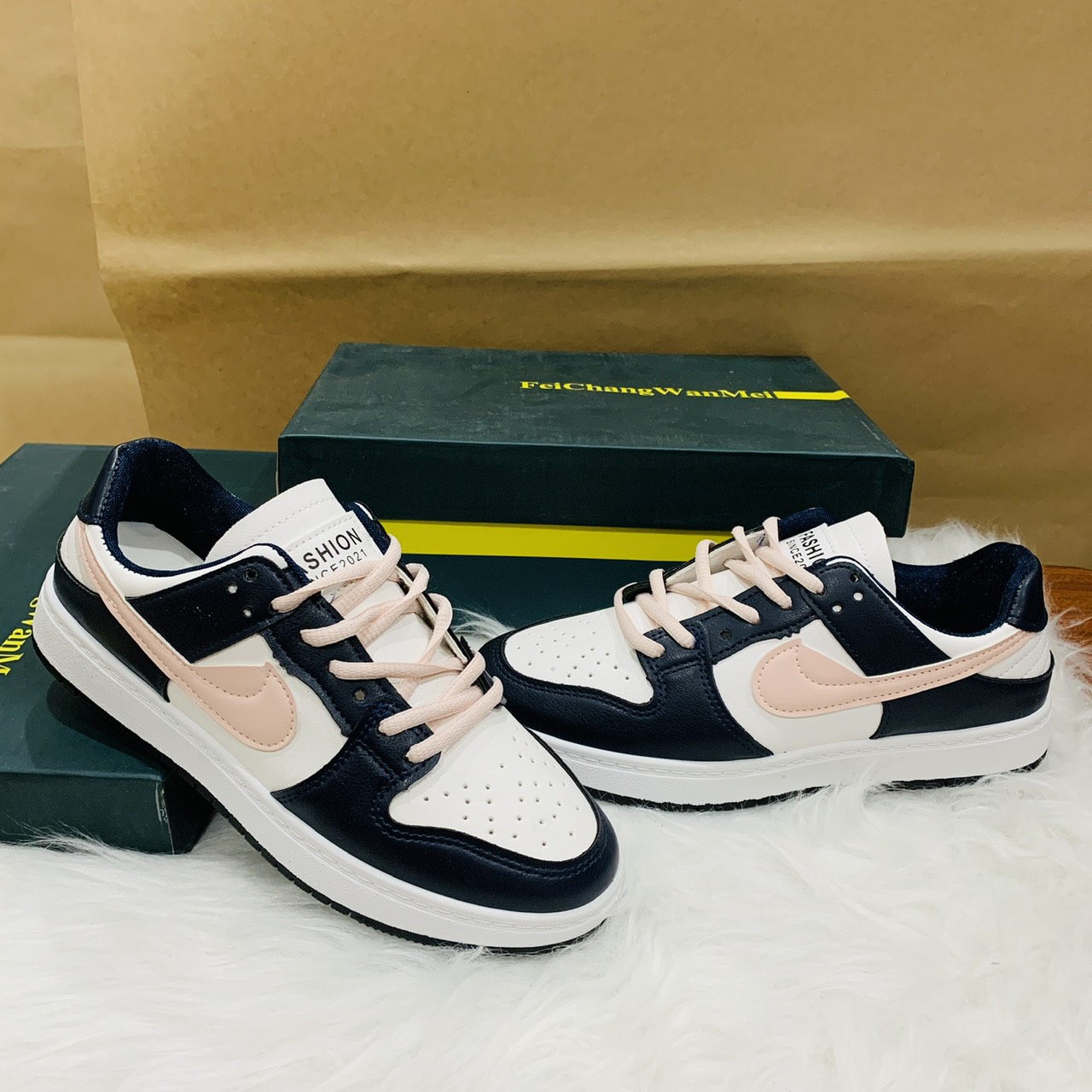 [HOT TREND 2022] Giày sneaker nữ giày đế bằng- MỀM, ÊM CHÂN-Lebi Store