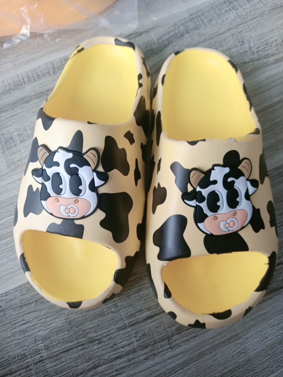 DÉP Bánh mì Bò Đốm siêu dễ thương. ( FORM NHỎ NÊN CHỌN TĂNG 1 SIZE)