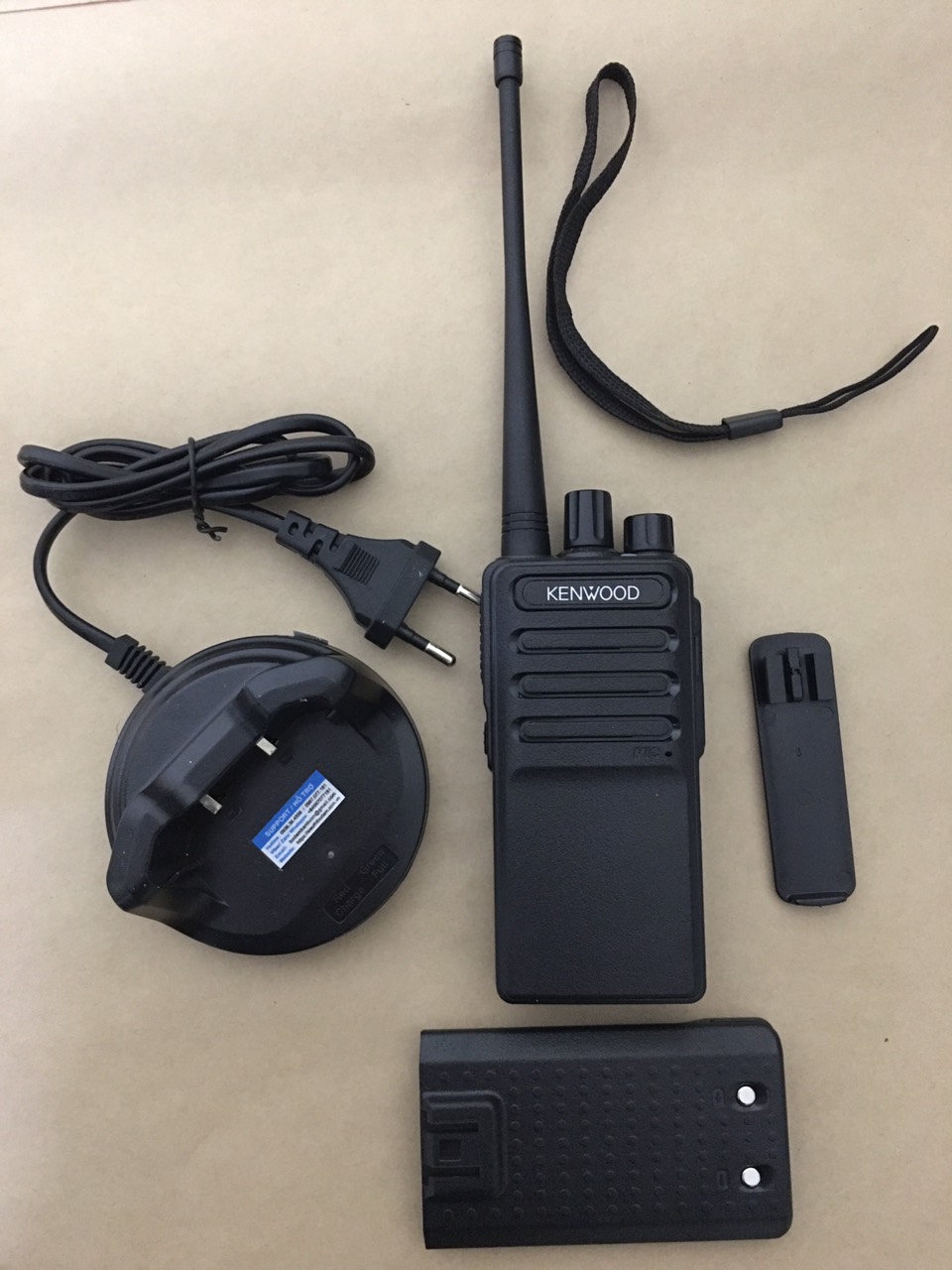 Bộ 2 Máy bộ đàm Kenwoodd TK3520